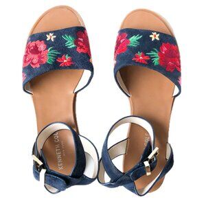 Blue Sued Sandals with Floral Embroidery. Size 8 Womens Kenneth Cole New York